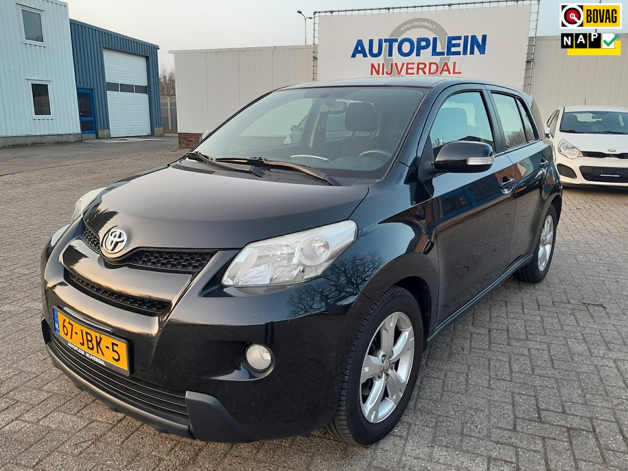 Toyota Urban Cruiser - 1.3 VVT-i Aspiration 1.3 VVT-i Aspiration - AutoWereld.nl