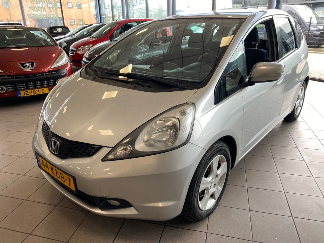 Honda Jazz - 1.4 Elegance AUTOMAAT CLIMATE BJ 2009 !!! - AutoWereld.nl