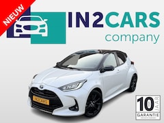 Toyota Yaris - 1.5 Hybrid Executive Bi-Tone *All-weather banden