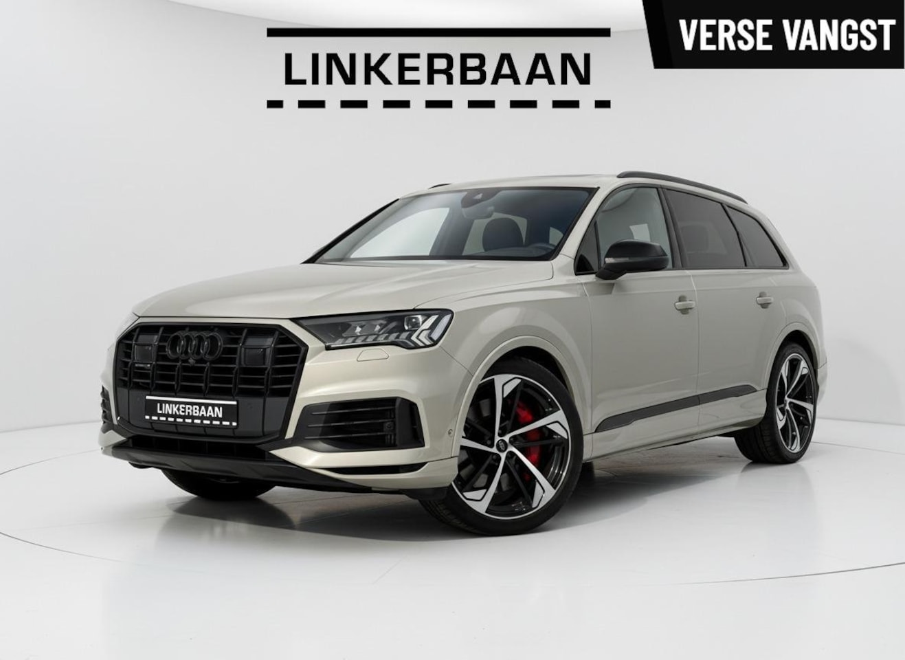Audi Q7 - 55 TFSI e Quattro | Panodak | Matrix | Luchtvering | Trekhaak | City | Tour | 22 inch | - AutoWereld.nl