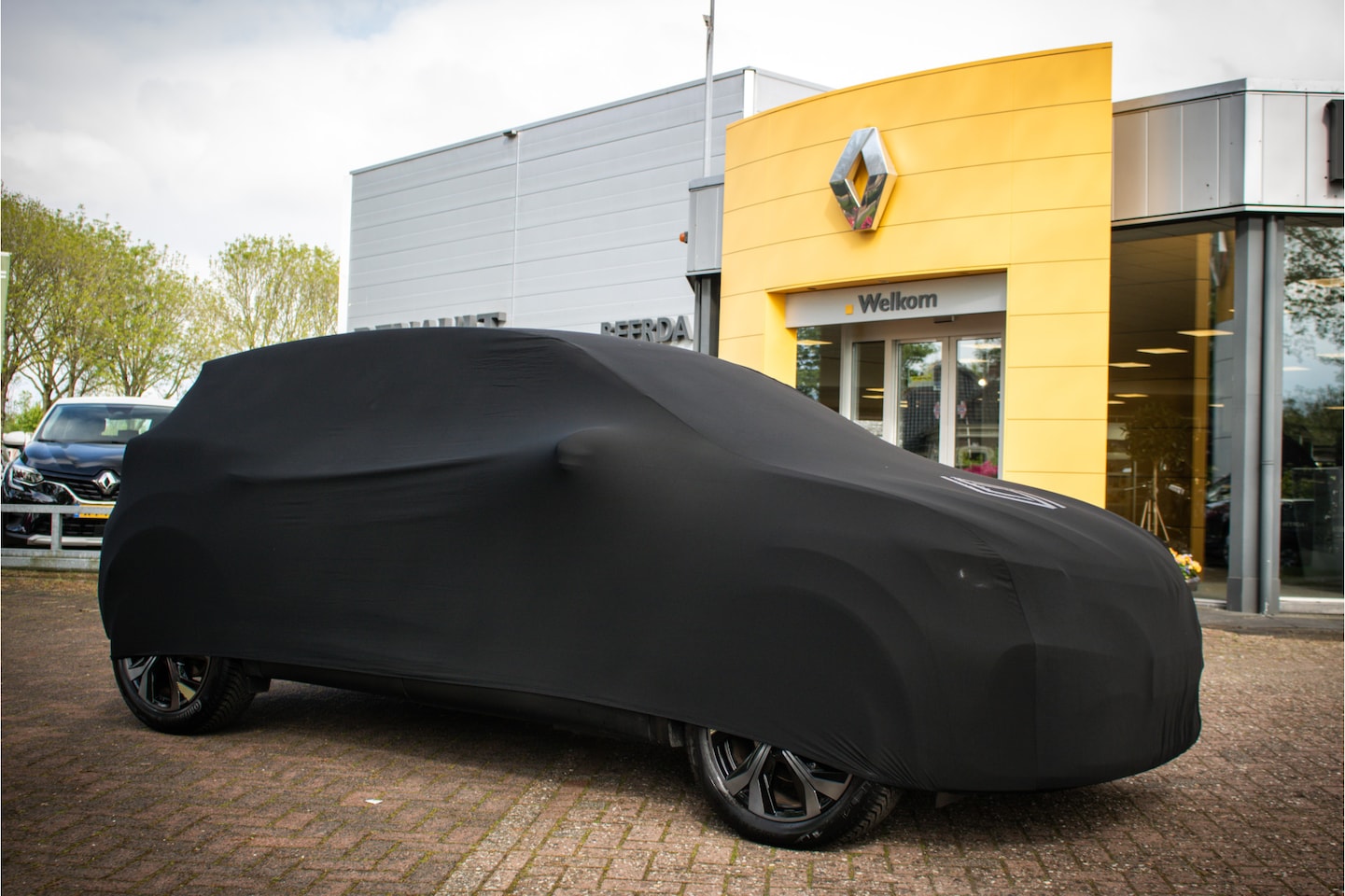 Peugeot 2008 - 1.2 PureTech Blue Lease Active 130 PK | Handgeschakeld | Trekhaak - AutoWereld.nl