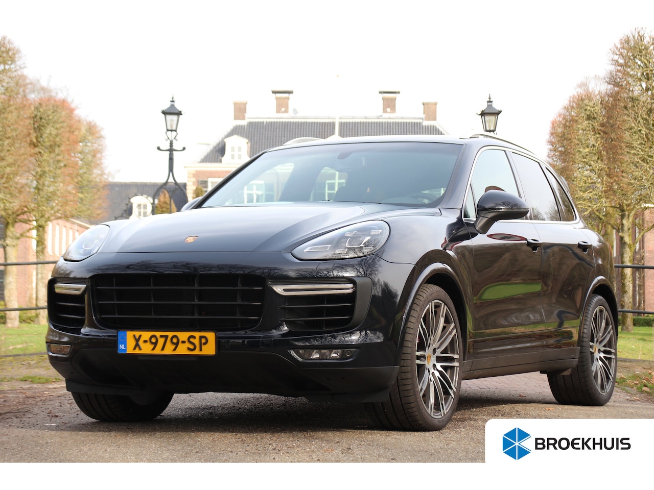 Porsche Cayenne - 4.8 Turbo | ELEKTR. TREKHAAK | LUCHTVERING | ELEKTR. VOORSTOELEN INCL MEMORY | STOEL VERWA - AutoWereld.nl