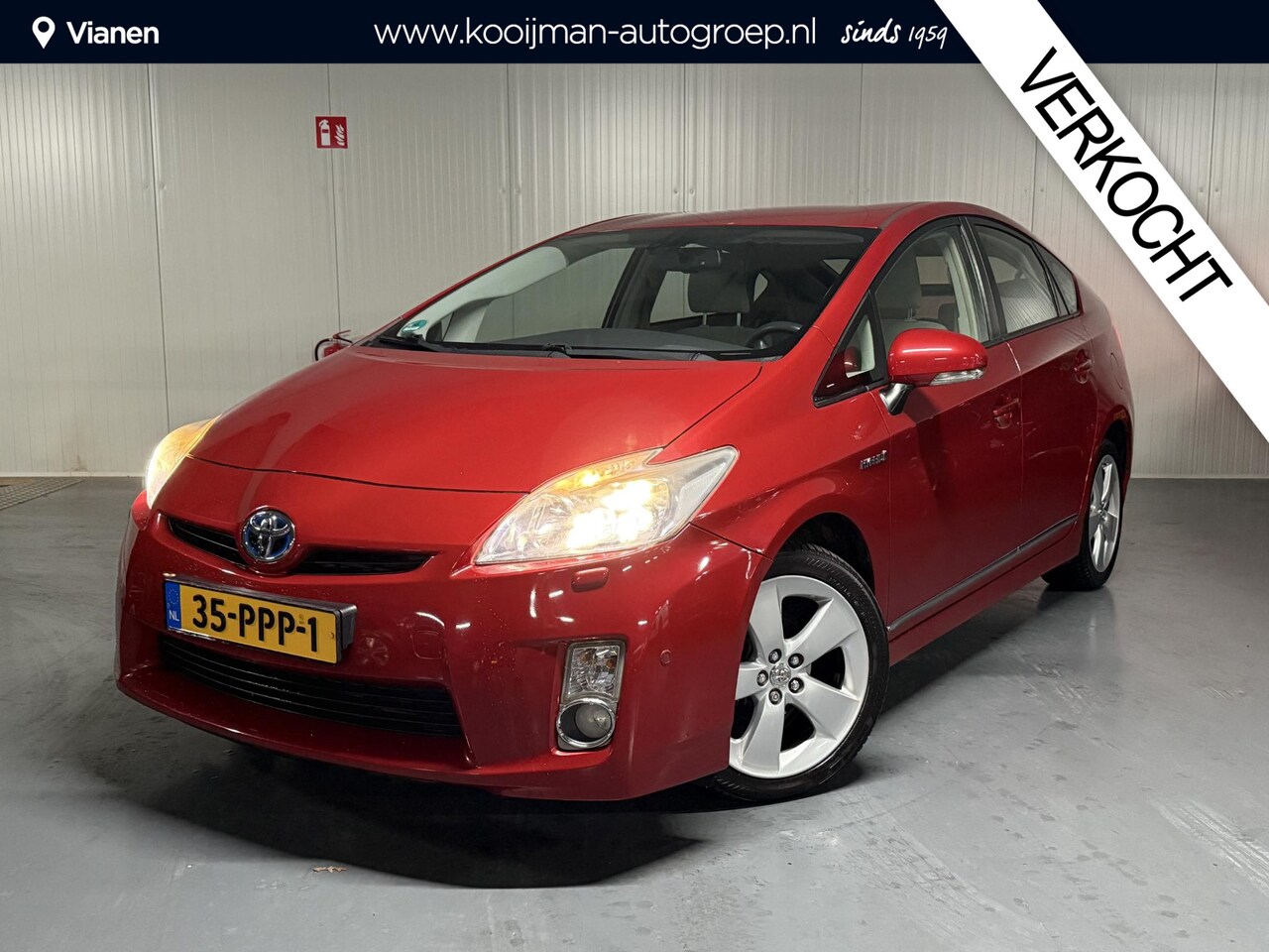 Toyota Prius - 1.8  Dynamic Business 1.8 Dynamic Business - AutoWereld.nl
