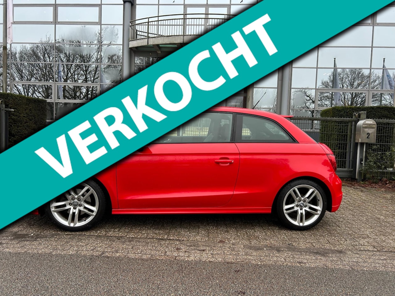 Audi A1 - 1.4 TFSI Pro Line S aut /half leder/navi/17 inch - AutoWereld.nl