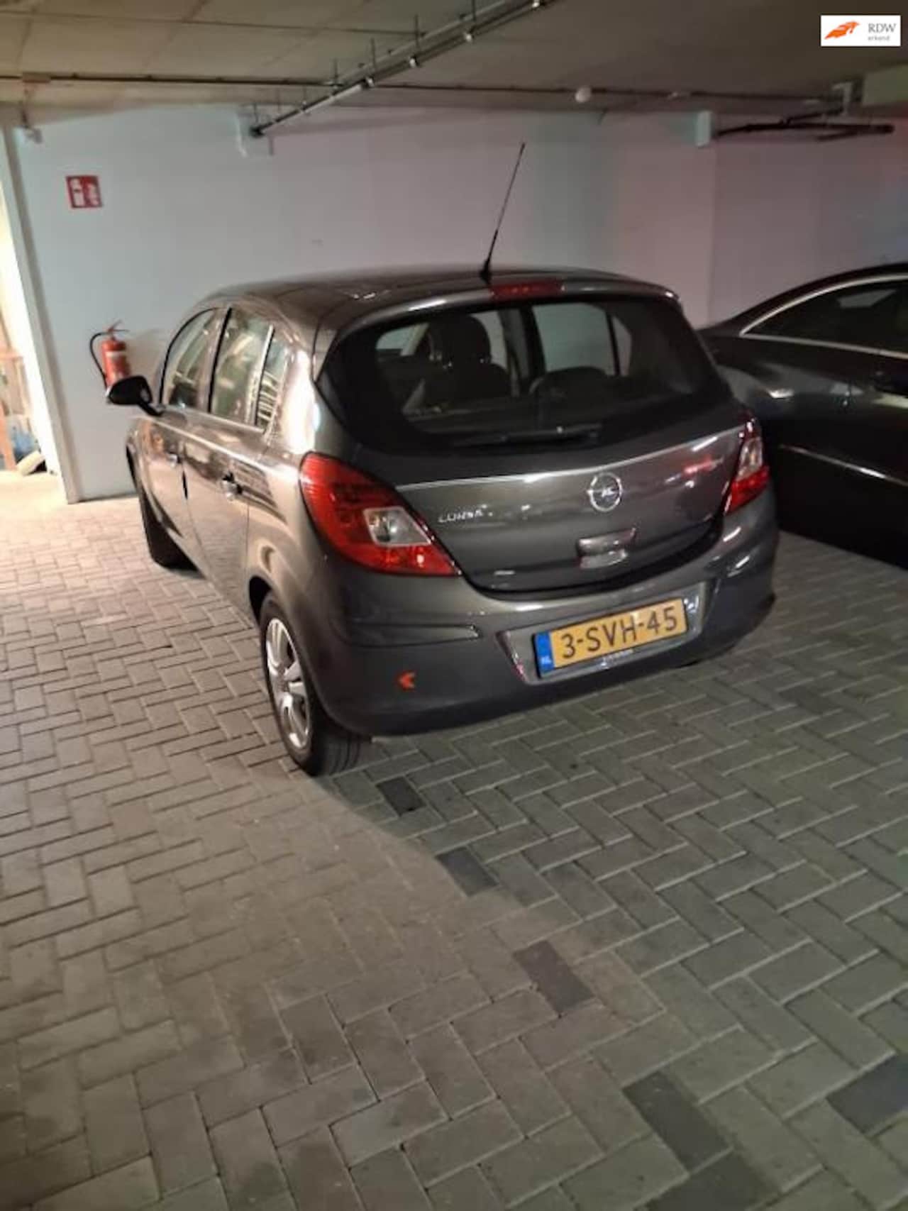 Opel Corsa - automaat Corsa 1.2 cosmo 1.2-16V Cosmo uit 2013 - AutoWereld.nl
