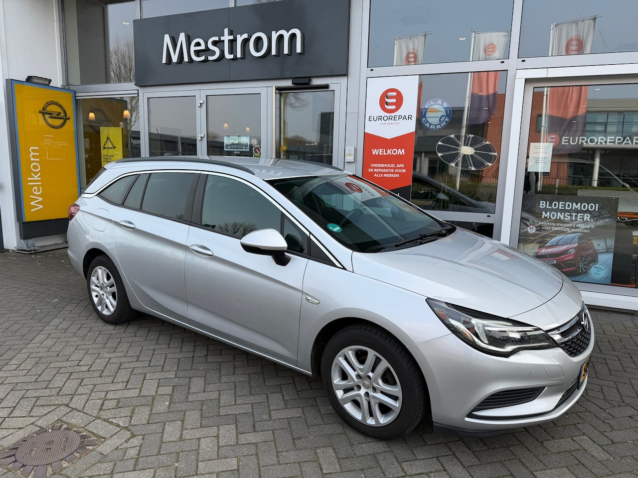 Opel Astra Sports Tourer - 1.4 Online Edition /trekhaak /PDC/apple carplay/stoelverwarming - AutoWereld.nl
