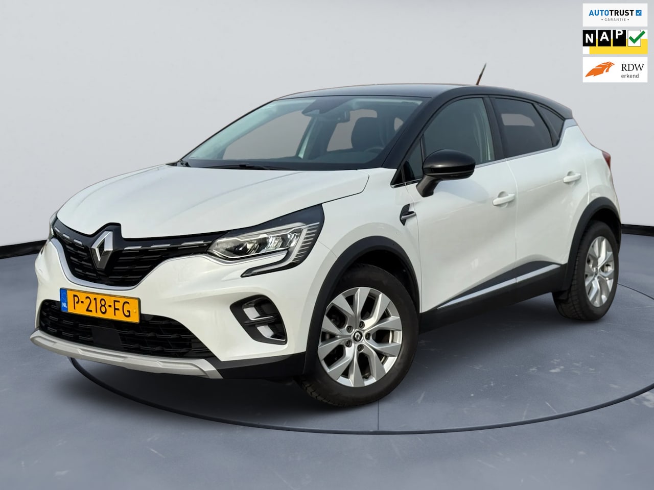Renault Captur - 1.0 TCe 90 Intens|trekhaak|sfeerverlicht|nav| - AutoWereld.nl