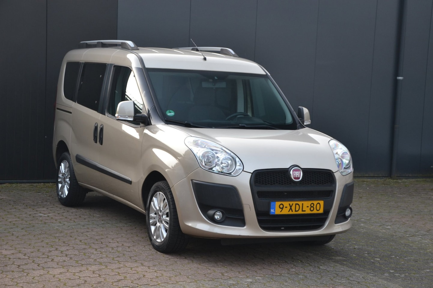 Fiat Doblò - 1.4 Lounge * Airco * Trekhaak * - AutoWereld.nl