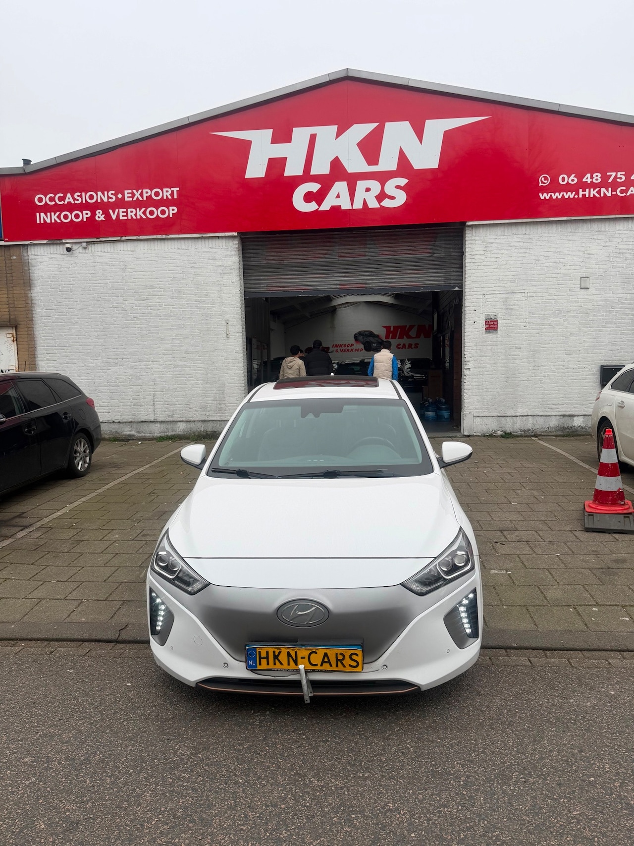 Hyundai IONIQ - Premium EV bj 2018 navi leer opedak - AutoWereld.nl