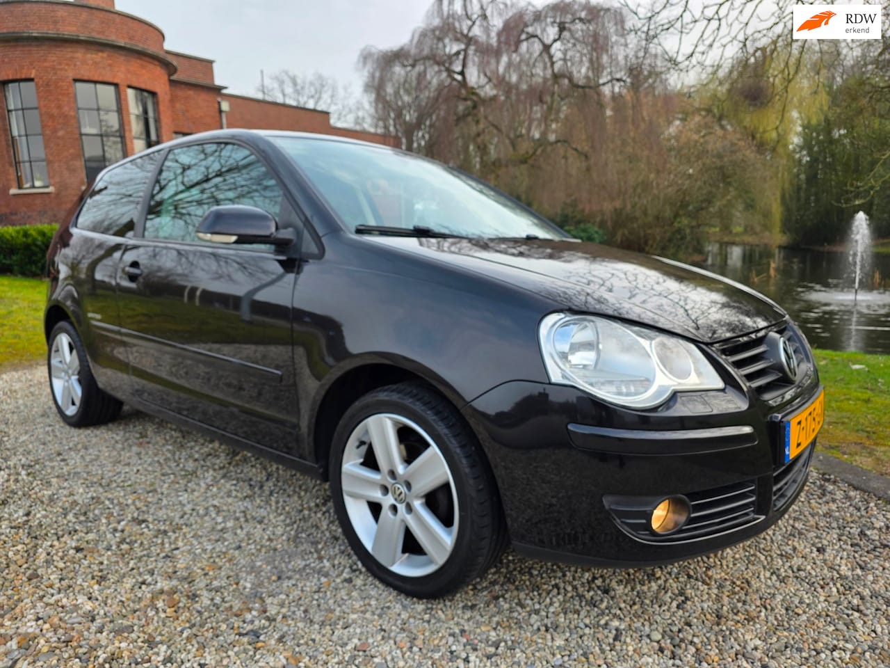 Volkswagen Polo - 1.6-16V SPORT 3-deurs AIRCO - AutoWereld.nl