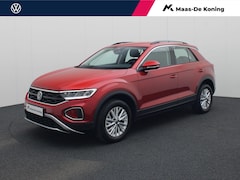 Volkswagen T-Roc - 1.0TSI/110PK Life · Navigatie · Apple/Android Car Play · Parkeersensoren · Garantie tot se