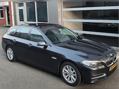 BMW 5-serie Touring - 518D 2.0 Aut8 Pano Leder Navi Xenon
