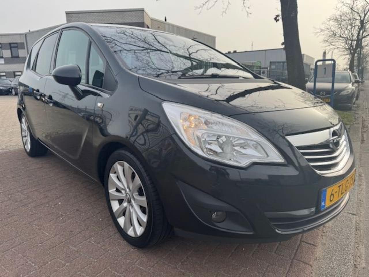 Opel Meriva - 1.4 Turbo 120pk Cosmo Airco,Navigatie,Zwart Leder - AutoWereld.nl