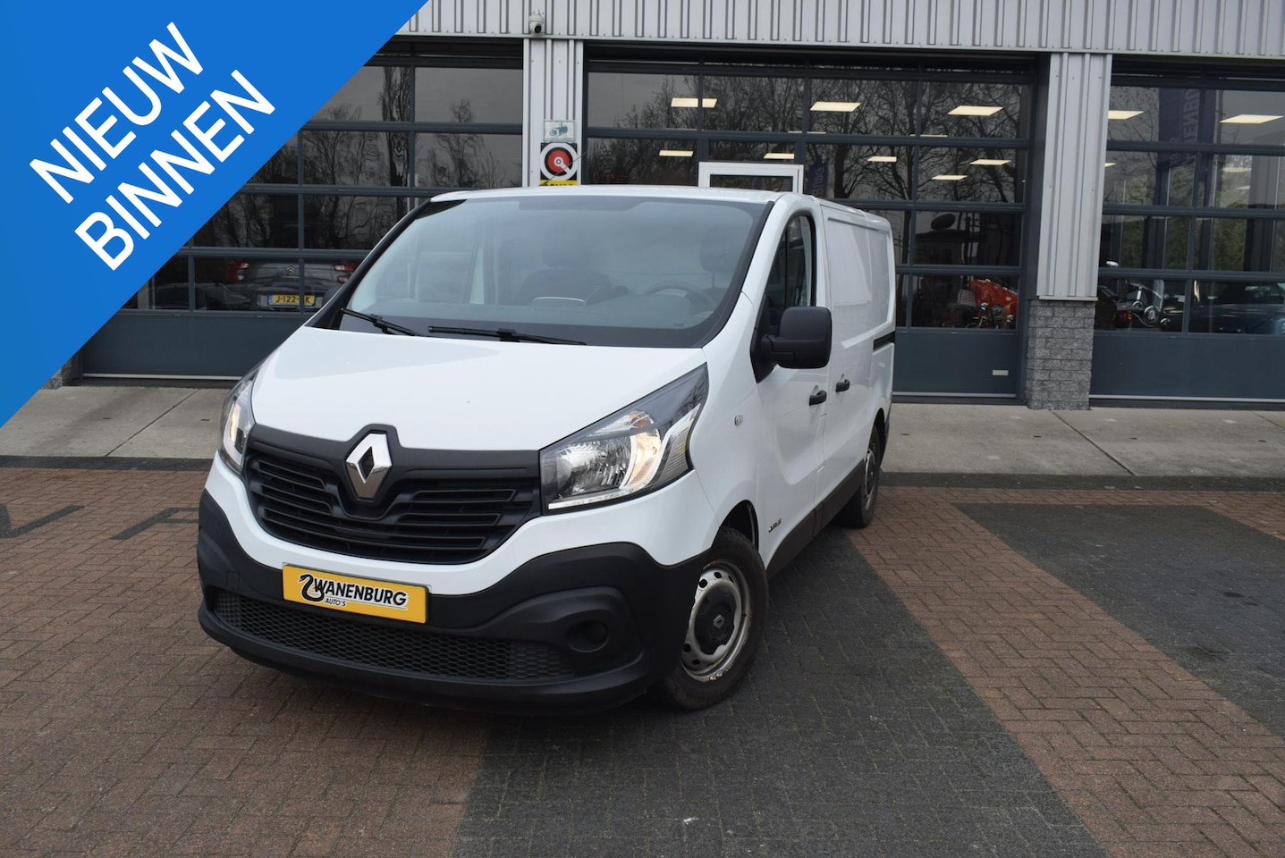 Renault Trafic - 1.6 dCi T29 L1H1 Luxe Energy Airco Cruise control Navi km 110000!! - AutoWereld.nl