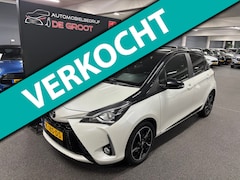 Toyota Yaris - 1.5 VVT-i Design Red met Navigatie, Achteruitrijcamera met Parkeersensoren voor en achter,