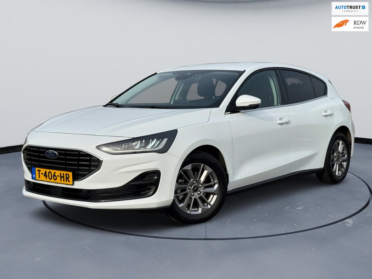 Ford Focus - 1.0 EcoBoost Hybrid Titanium|winterpakket|camera| - AutoWereld.nl