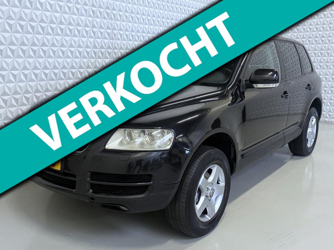 Volkswagen Touareg - 2.5 TDI 4X4 Export/Handel OEKRAINE?! (2004) - AutoWereld.nl
