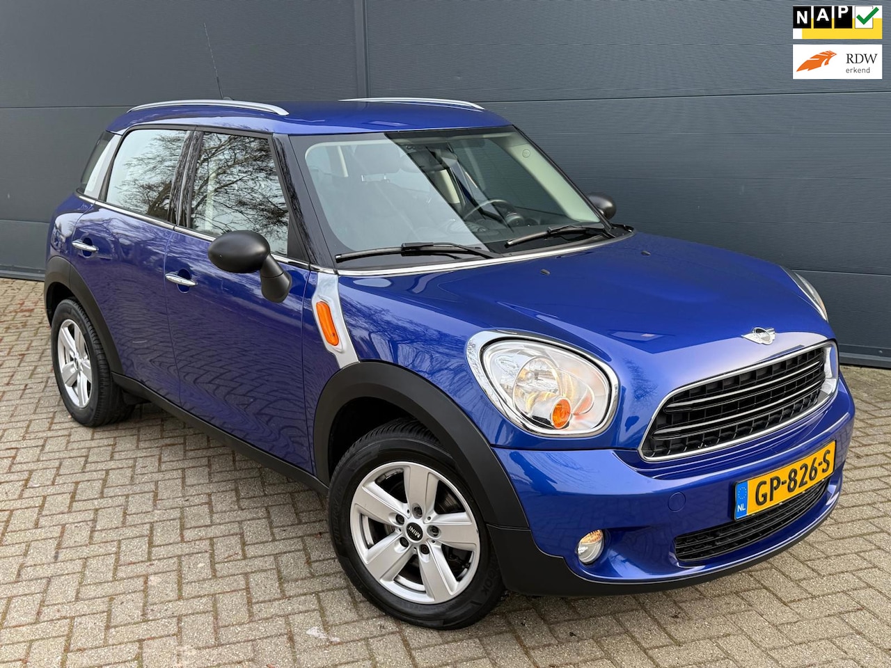 MINI Countryman - Mini 1.6 One/Navi/bluetooth/Airco/cruise/ - AutoWereld.nl