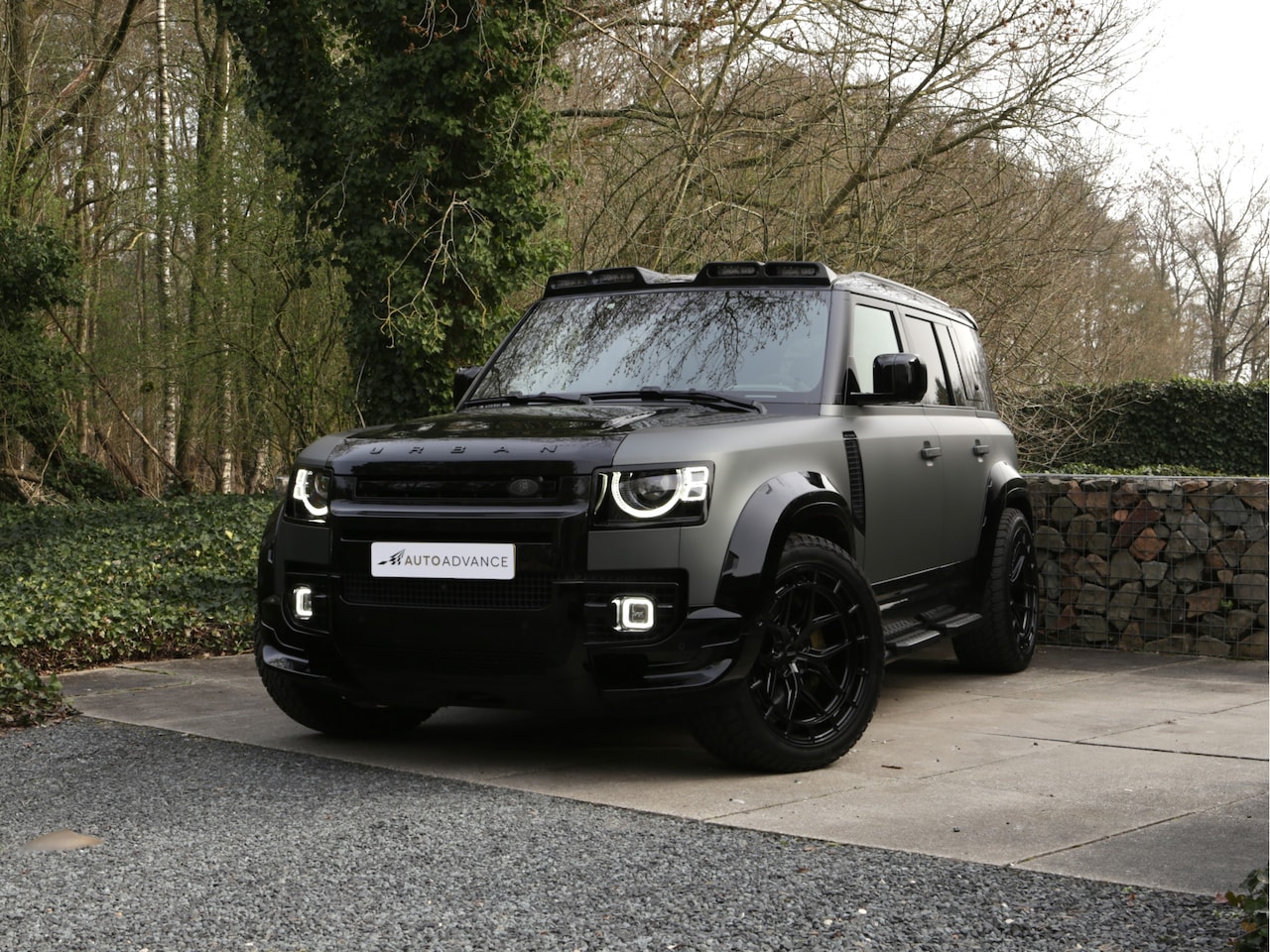 Land Rover Defender 110 - 3.0 D350 110 SE Urban X-dynamic - AutoWereld.nl