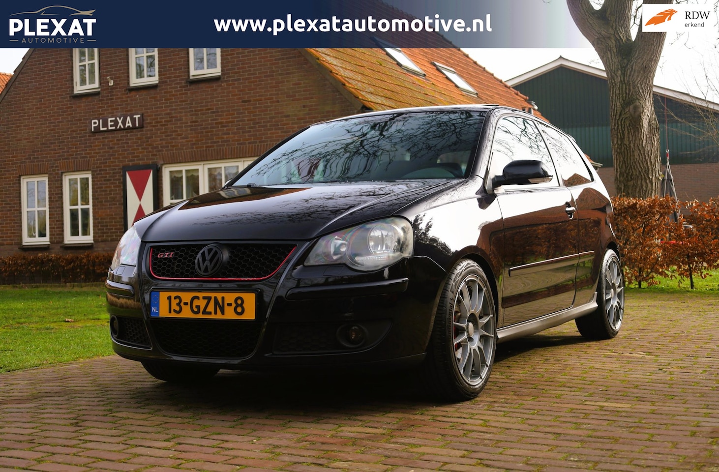 Volkswagen Polo - 1.8 GTI | Panorama | Stoelverwarming | Multimedia | 17 Inch | Cruise Control | PDC | NL. A - AutoWereld.nl