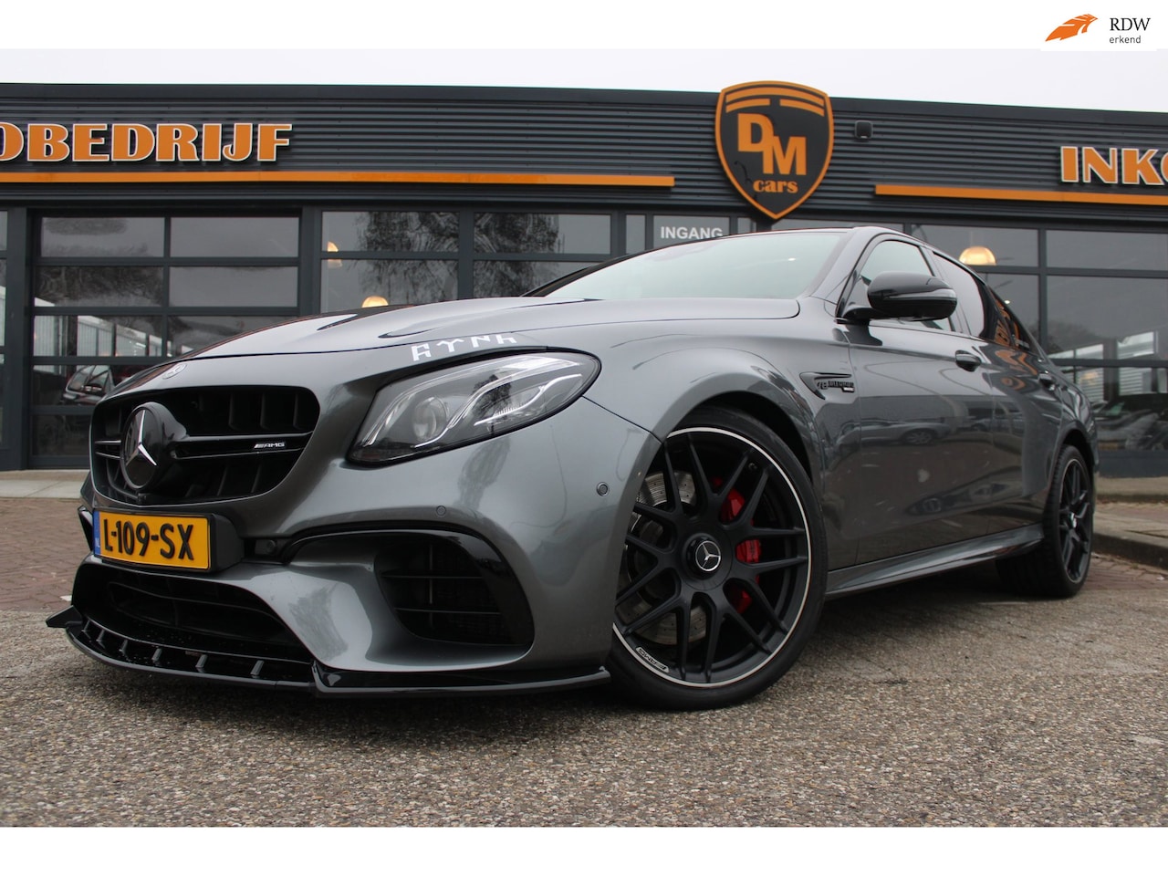 Mercedes-Benz E-klasse - AMG 63 S 4MATIC | Downpipes | 750 PK | BomVoll | - AutoWereld.nl