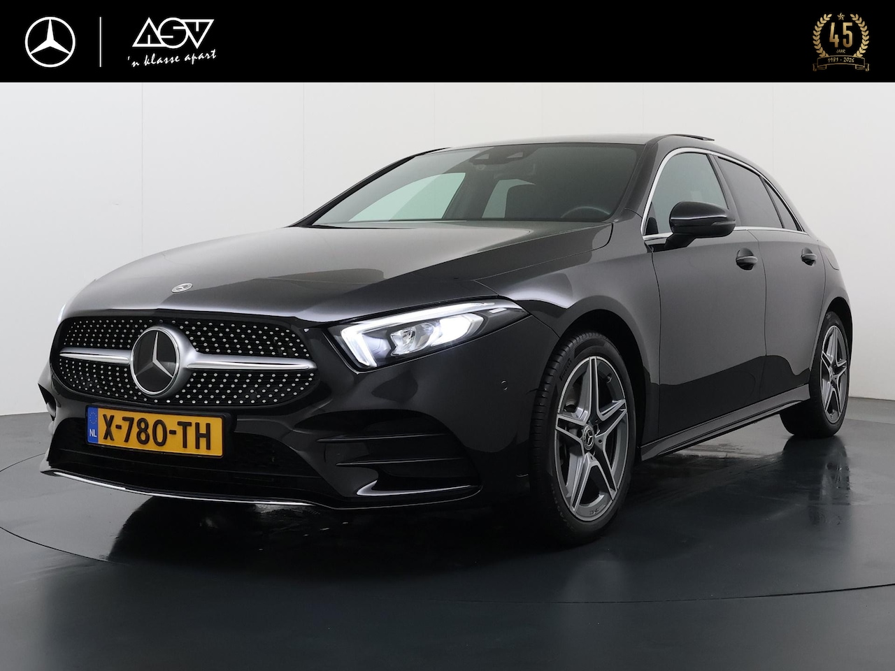 Mercedes-Benz A-klasse - 250 e AMG Line | Panorama - Schuifdak | Trekhaak Wegklapbaar | Sfeerverlichting | Distroni - AutoWereld.nl