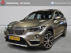 BMW X1 - sDrive20i High Executive Panorama dak, Leer, NAP