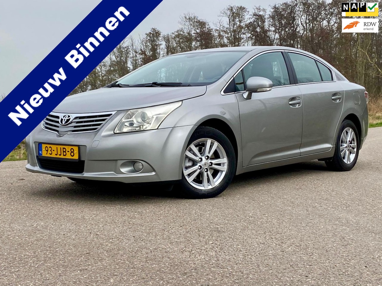 Toyota Avensis - 1.6 VVTi Dynamic TREKHAAK NAVIGATIE CRUISE CONTROL AIRCO GOED ONDERHOUDEN - AutoWereld.nl