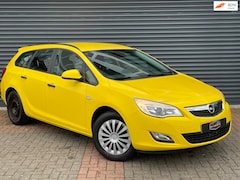 Opel Astra Sports Tourer - 1.4 Edition Trekhaak | Airco | Cruise | NL Auto | Nap