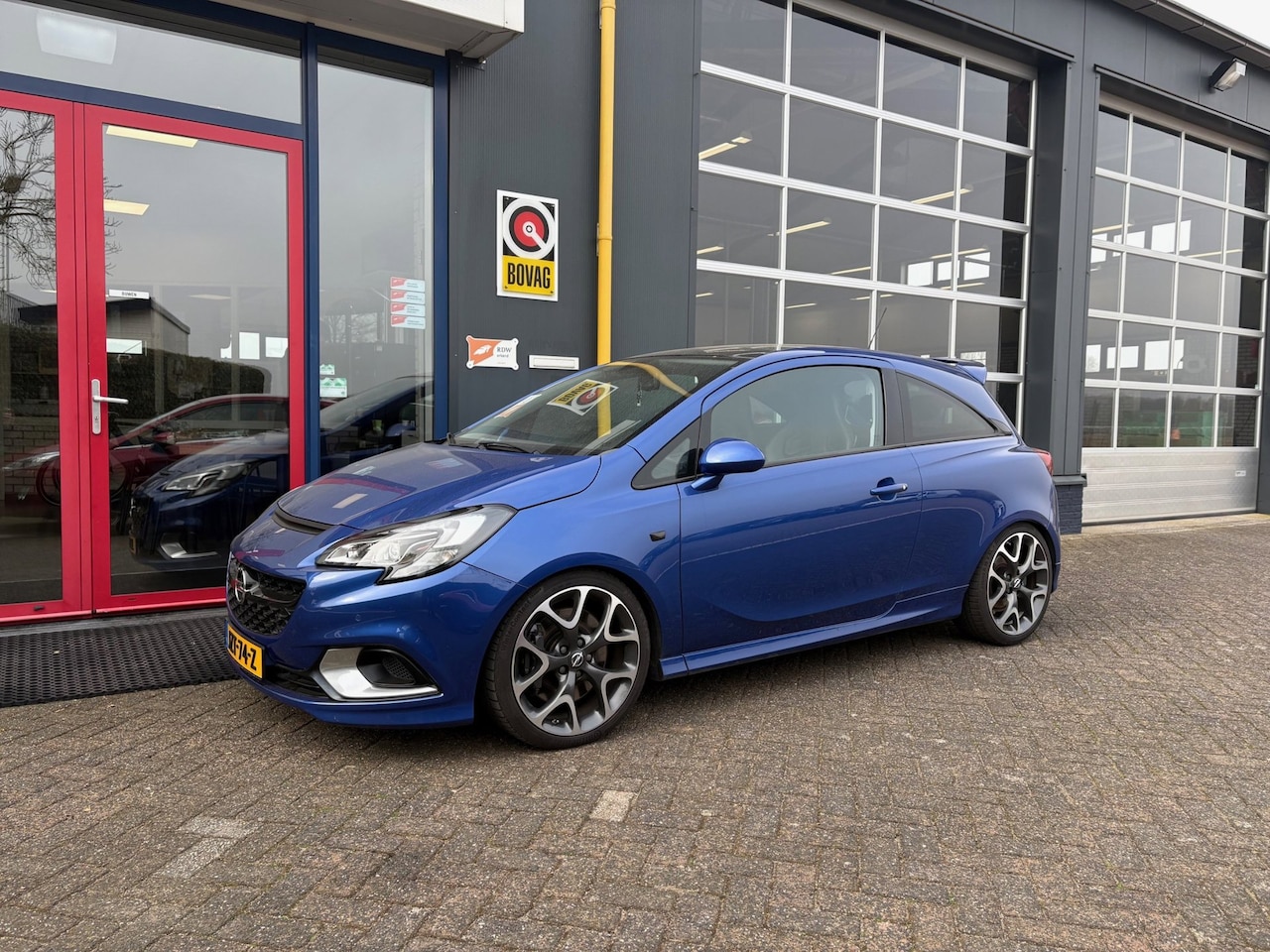 Opel Corsa - 1.6 Turbo OPC 1.6 Turbo OPC - AutoWereld.nl