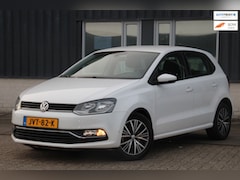 Volkswagen Polo - 1.2 TSI Allstar Cruise Navi CarPlay Bluetooth A/C