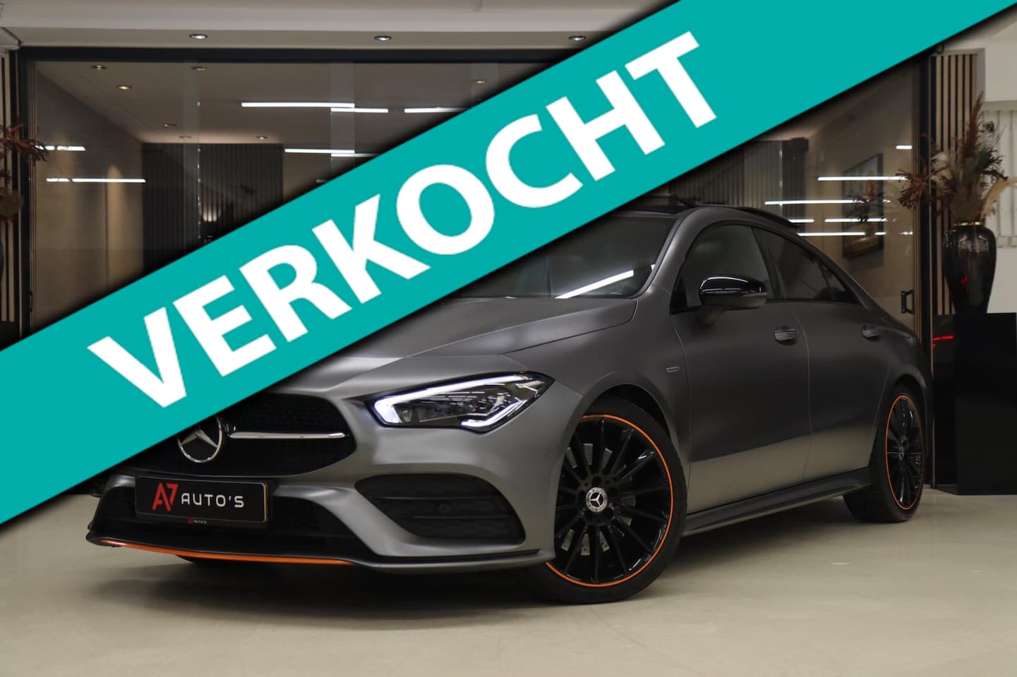 Mercedes-Benz CLA-Klasse - 220 ORANGE Edition AMG Line PANO/NAVI/DODEHOEK/LANEASSIST/SFEER/CAM/LEER/BOMVOLL - AutoWereld.nl
