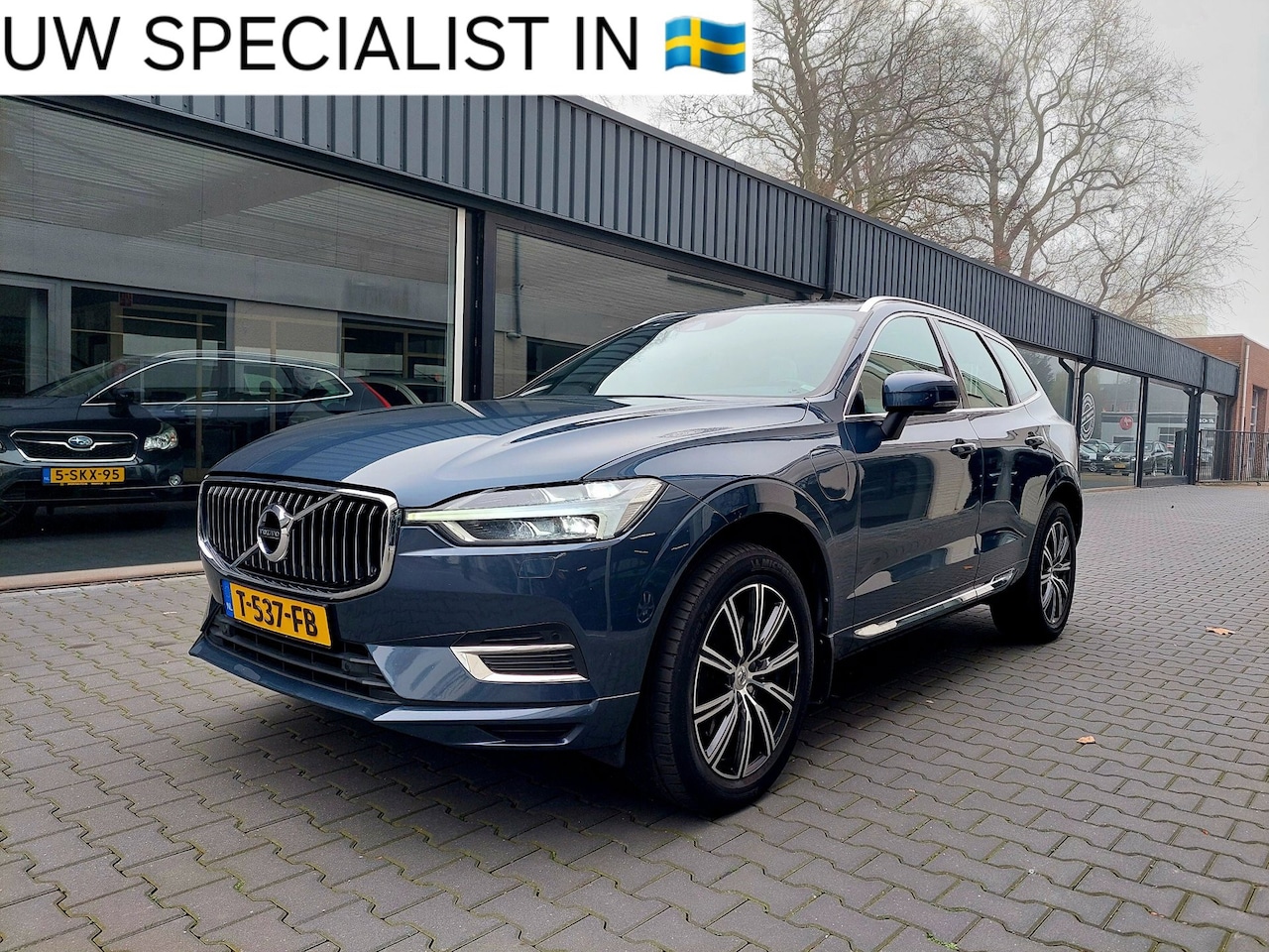 Volvo XC60 - 2.0 T8 Twin Engine AWD Inscription Pilot assist Dak Stuurverwarming Stoelverwarming Trekha - AutoWereld.nl