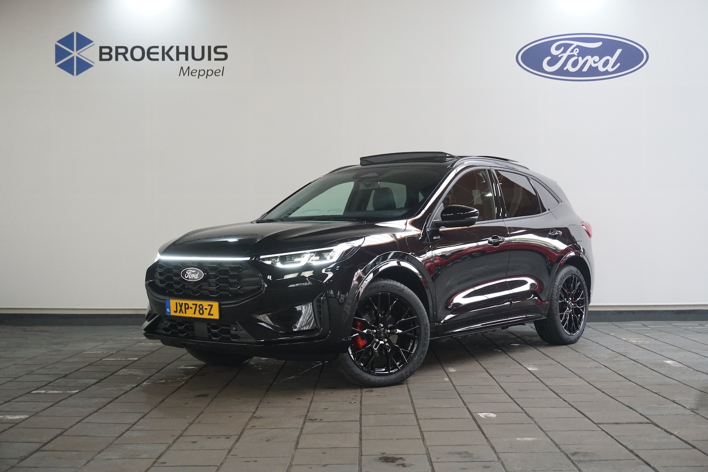Ford Kuga - 2.5 PHEV ST-Line X | Black Package | Elektrisch glazen panorama-dak | Lichtmetalen velgen - AutoWereld.nl