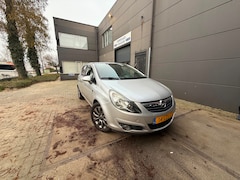 Opel Corsa - 1.4-16V '111' Edition