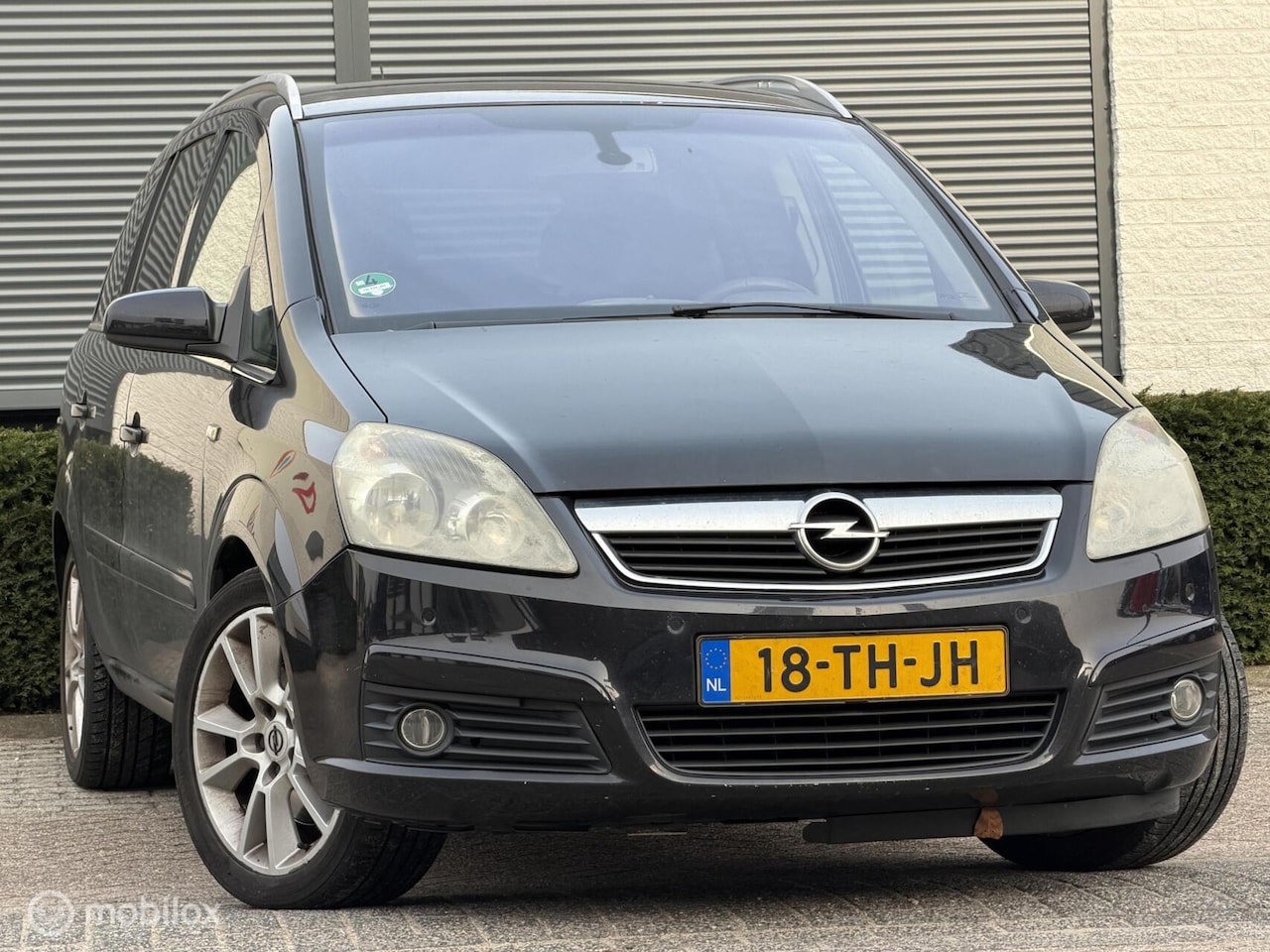 Opel Zafira - 2.2 Cosmo|NAP|APK| - AutoWereld.nl