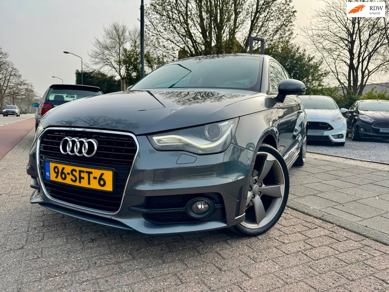 Audi A1 - 1.2 TFSI 2x S-Line Clima Elek Pakket Navi Xenon Lmv - AutoWereld.nl