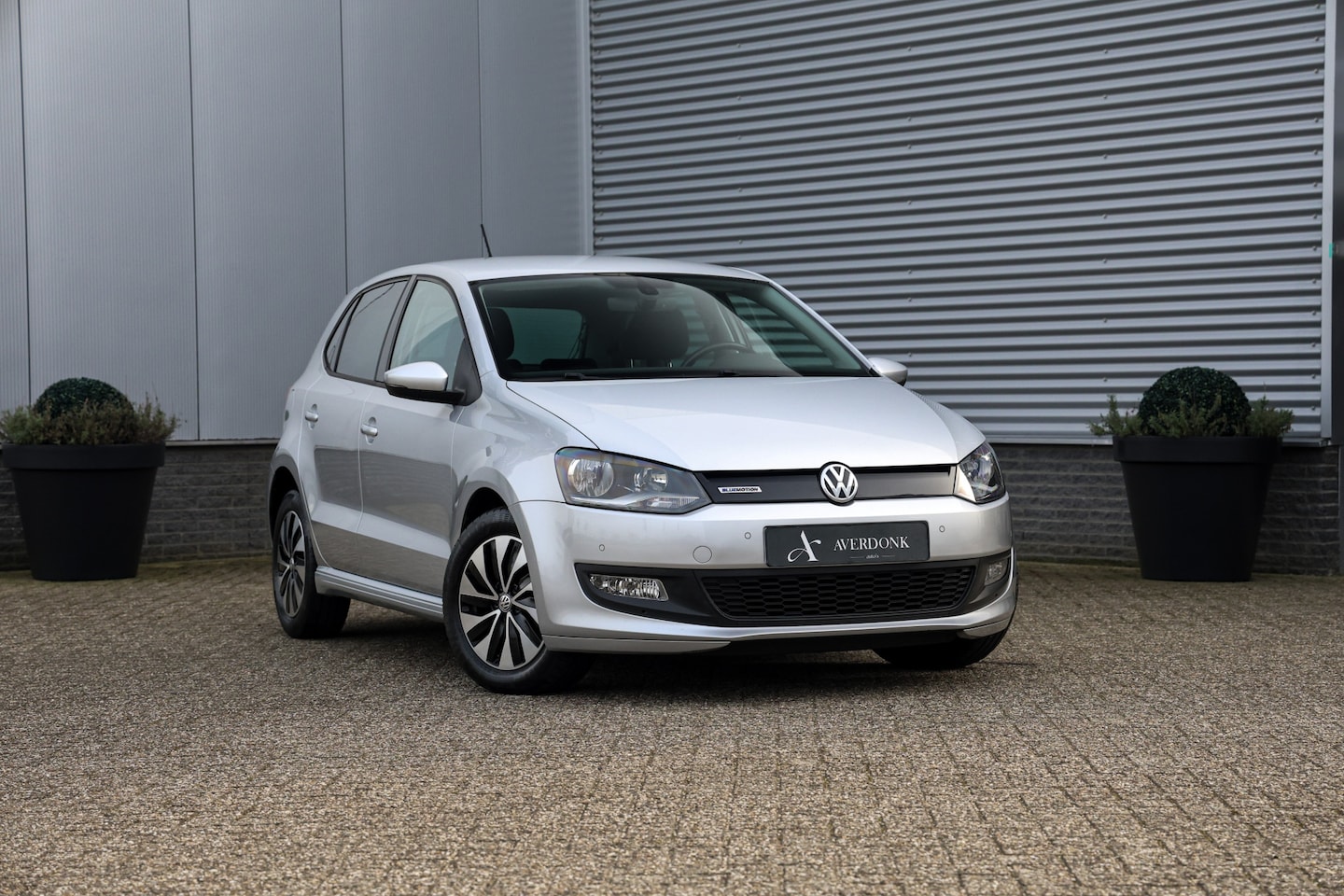 Volkswagen Polo - Tsi 95pk Connected Series 5drs NAP|Navi|PDC V+A|Cruise - AutoWereld.nl
