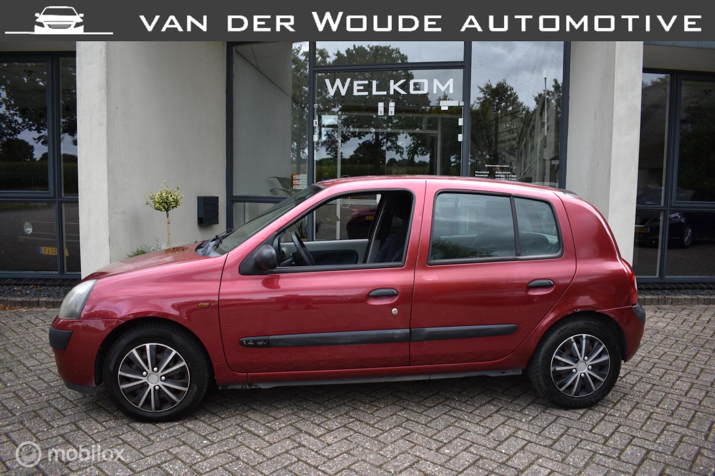 Renault Clio - 1.4-16V Expression 1.4-16V Expression 5DRS, Automaat 10-11-26 APK! - AutoWereld.nl