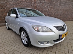 Mazda 3 Sport - 1.6 Touring airco cruise trekhaak APK 03-2027