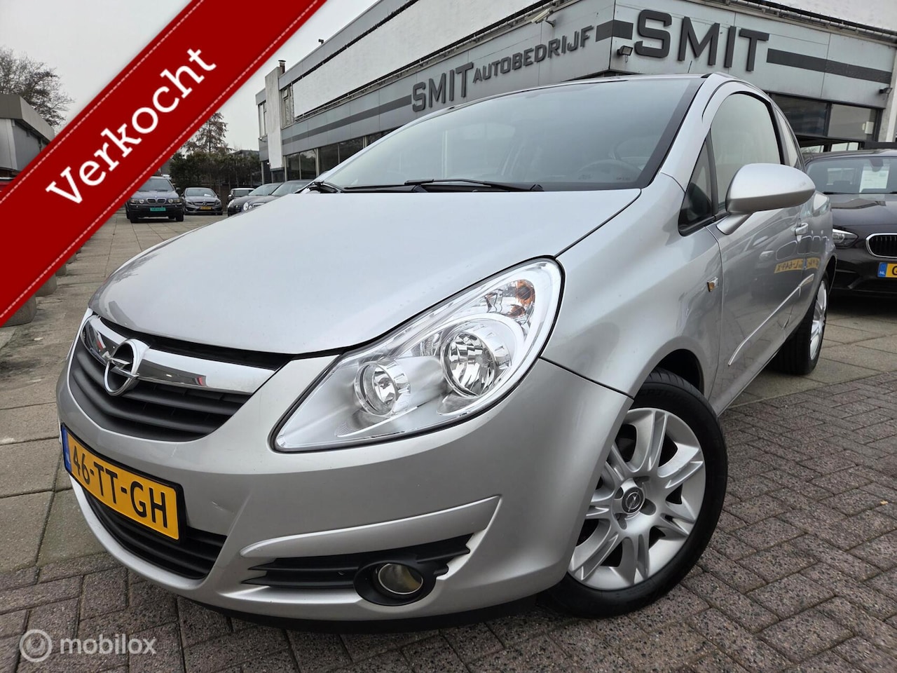 Opel Corsa - 1.4-16V Cosmo Aut/Leder/AC/NLAuto - AutoWereld.nl