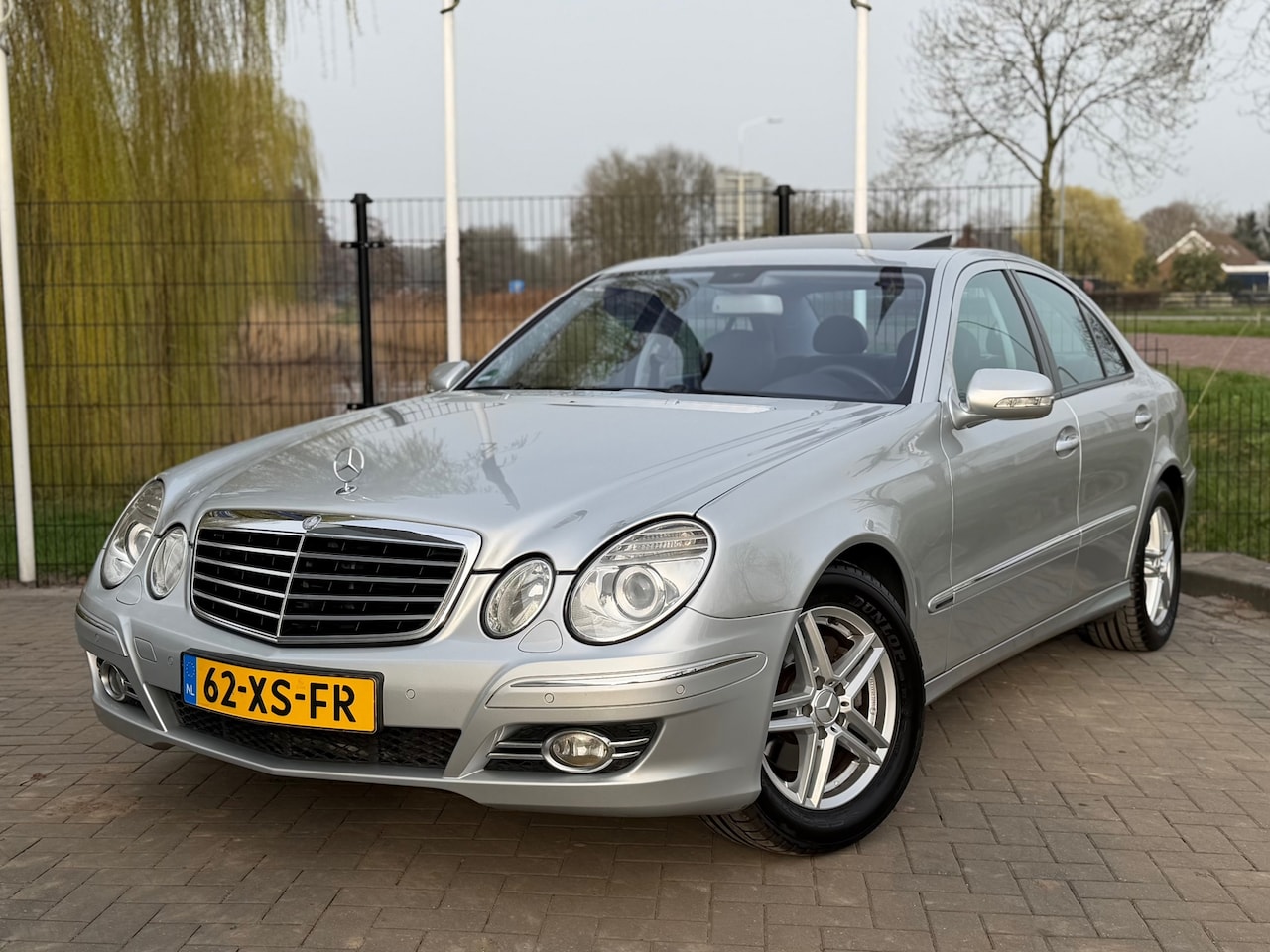 Mercedes-Benz E-klasse - 200 CDI AUT / CRUISE / CLIMA / SCHUIFDAK / NAP - AutoWereld.nl