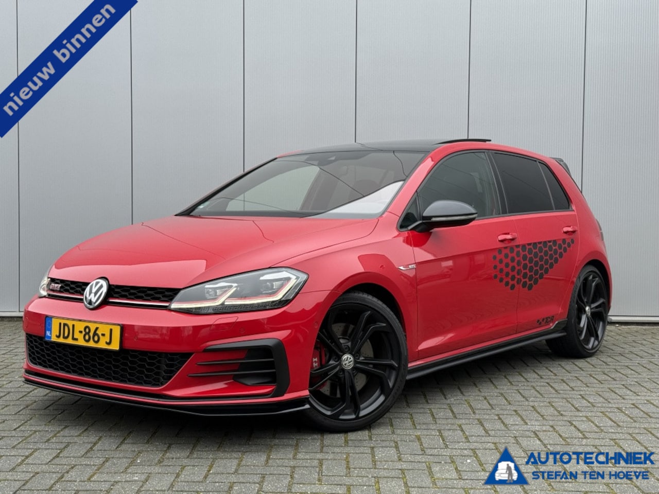 Volkswagen Golf - 2.0 TSI GTI TCR camera ddc acc pano dynaudio - AutoWereld.nl