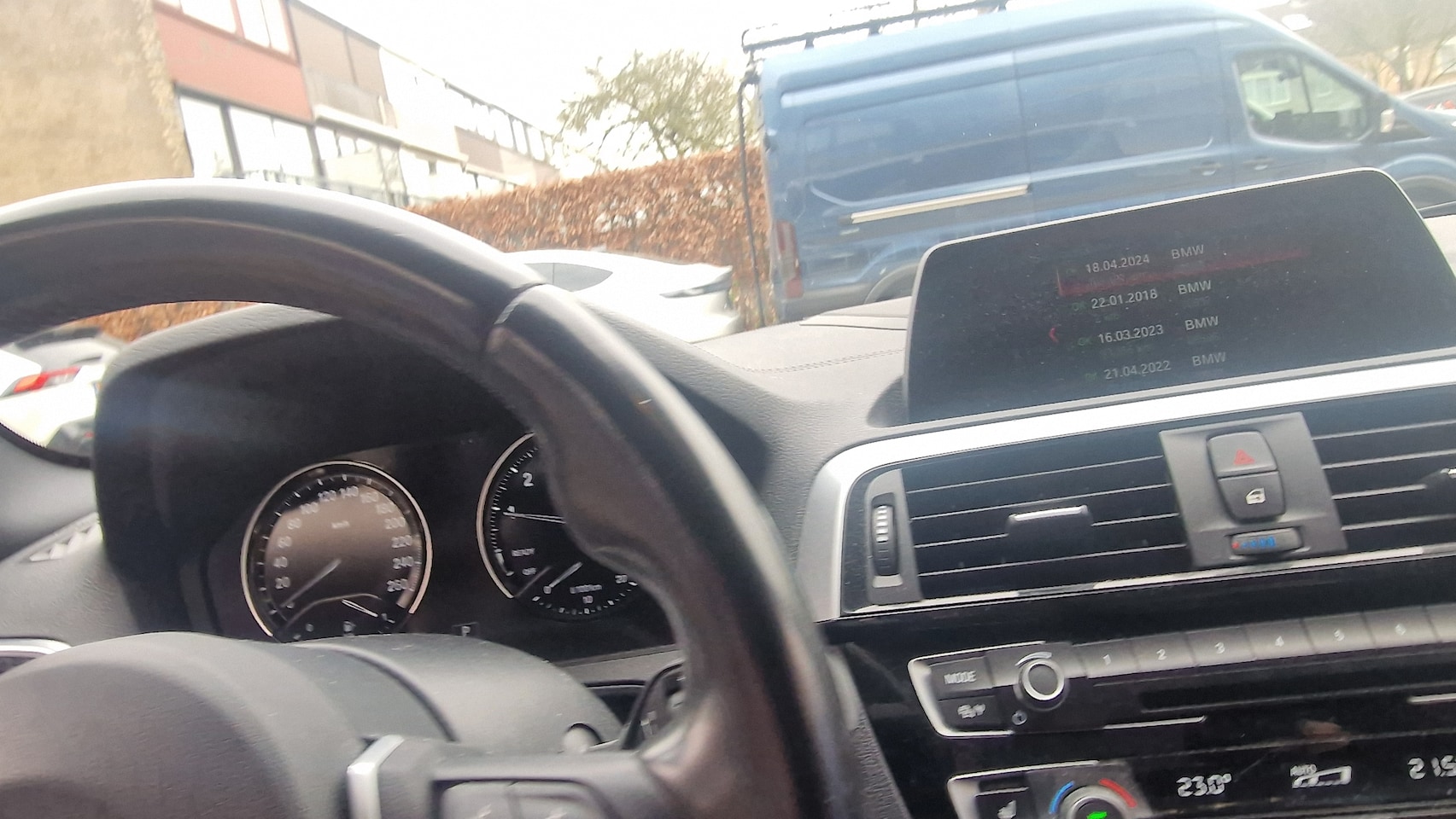 BMW 1-serie - 118i Edition M Sport High Executive BMW LED koplampen - AutoWereld.nl