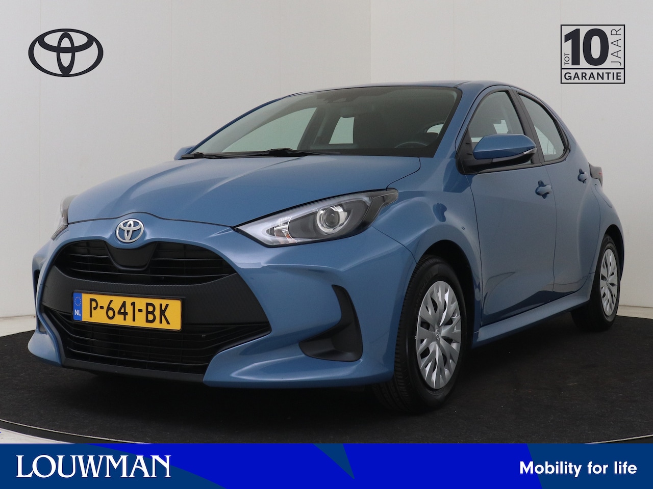 Toyota Yaris - 1.5 VVT-i Active | BTW Voertuig | Achteruitrijcamera | Dealeronderhouden | - AutoWereld.nl