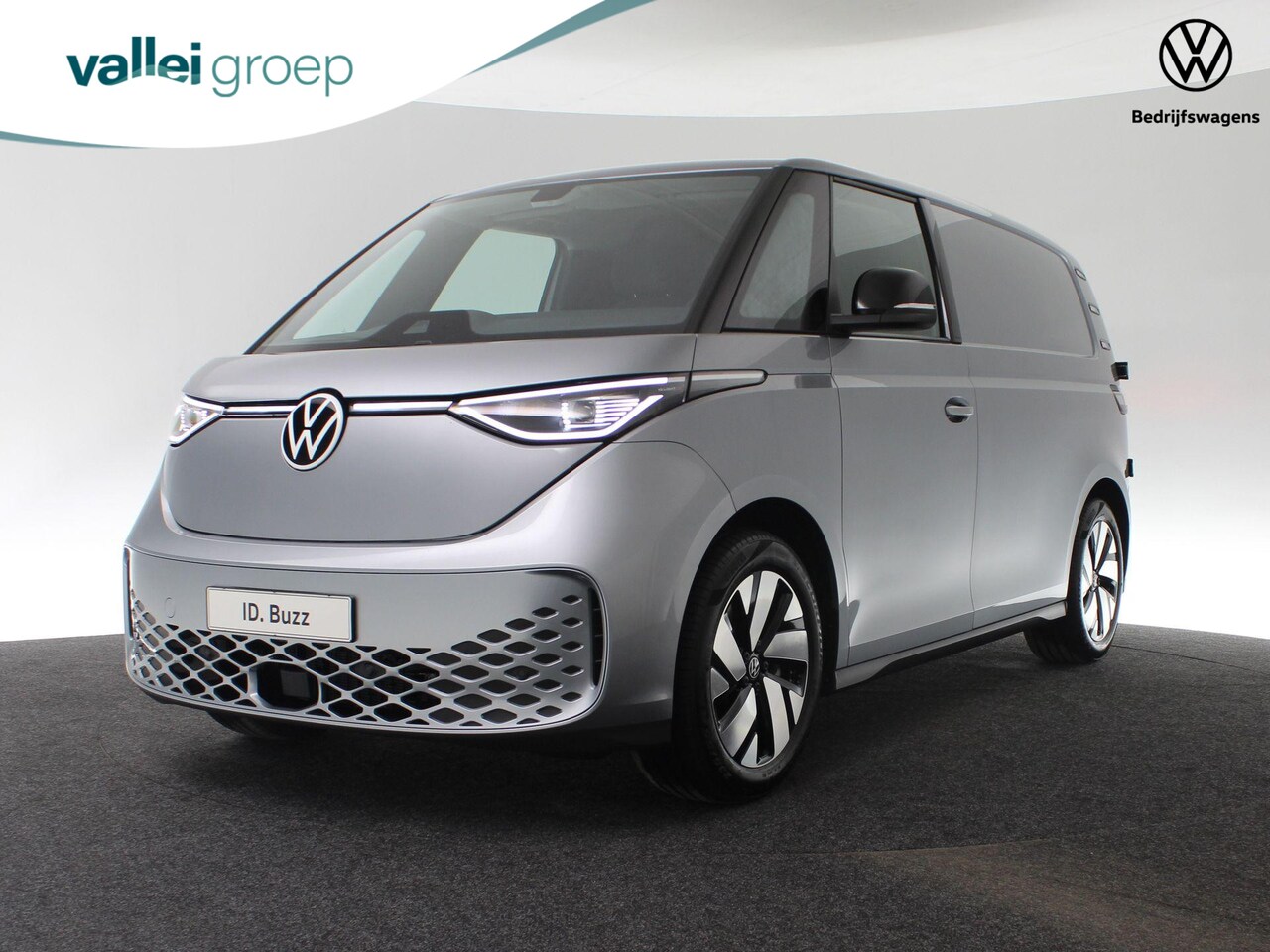 Volkswagen ID. Buzz Cargo - Bulli Edition 79 kwh 286 pk | IQ Light | Trekhaak | Apple carplay/Andoid auto | DAB+ | 19 - AutoWereld.nl