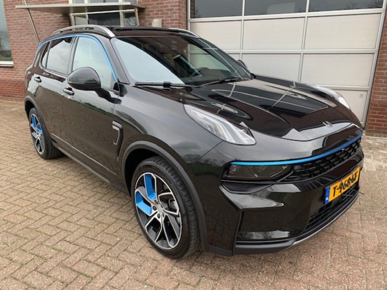 Lynk & Co 01 - 1.5 PHEV 261 PK ORG NL!! prijs rijklaar - AutoWereld.nl