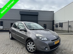 Renault Clio - 1.5 dCi Night & Day Navi Clima Cruise