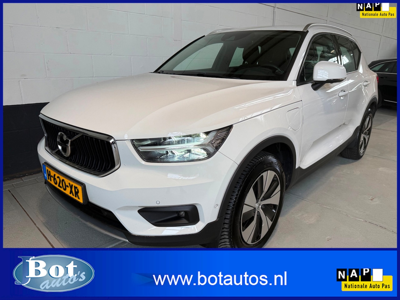 Volvo XC40 - 1.5 T5 Twin Engine Inscription 1.5 T5 Twin Engine Inscription - AutoWereld.nl