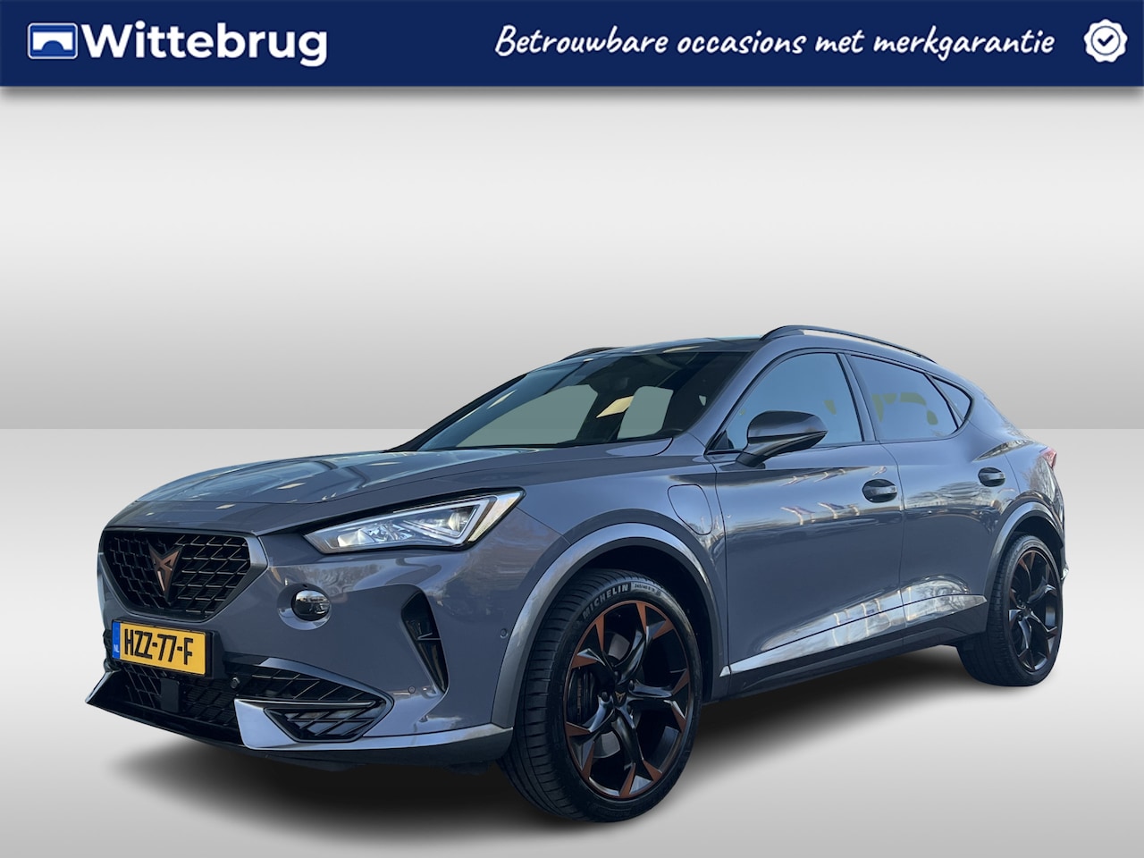 CUPRA Formentor - 1.4 e-Hybrid 245pk DSG VZ Performance / Graphene Grey / Supersport Stuur / Memory Seat / C - AutoWereld.nl